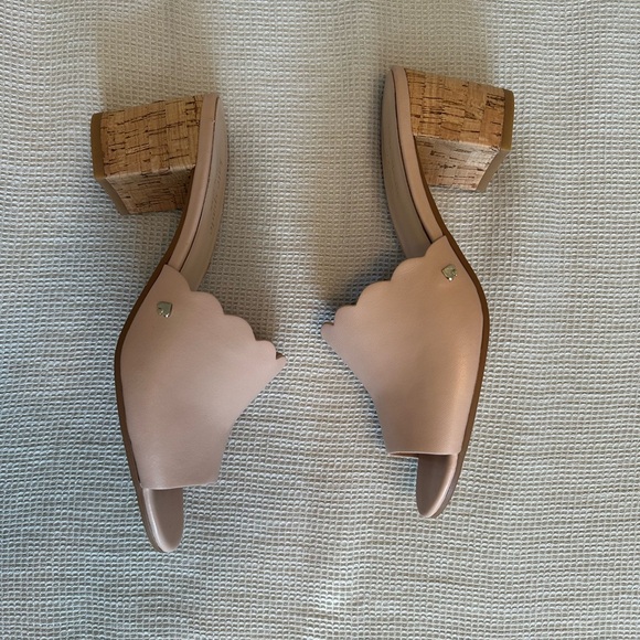 Kate Spade Warren Scalloped Sandal Sz. 7 - Picture 5 of 5